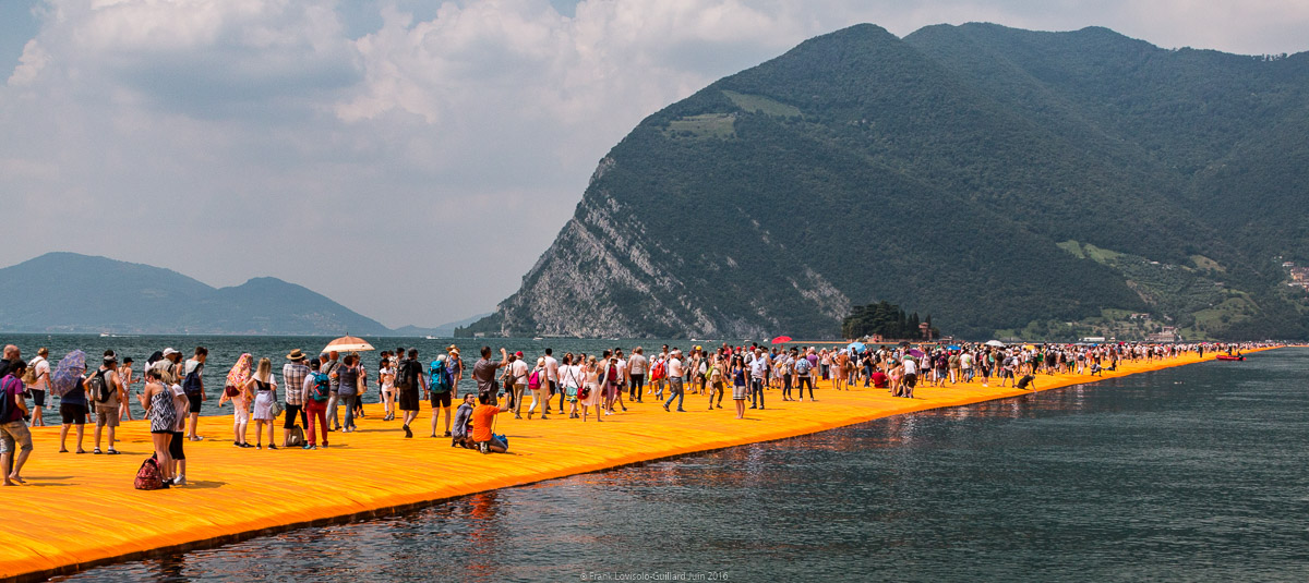 christo the floating piers 037