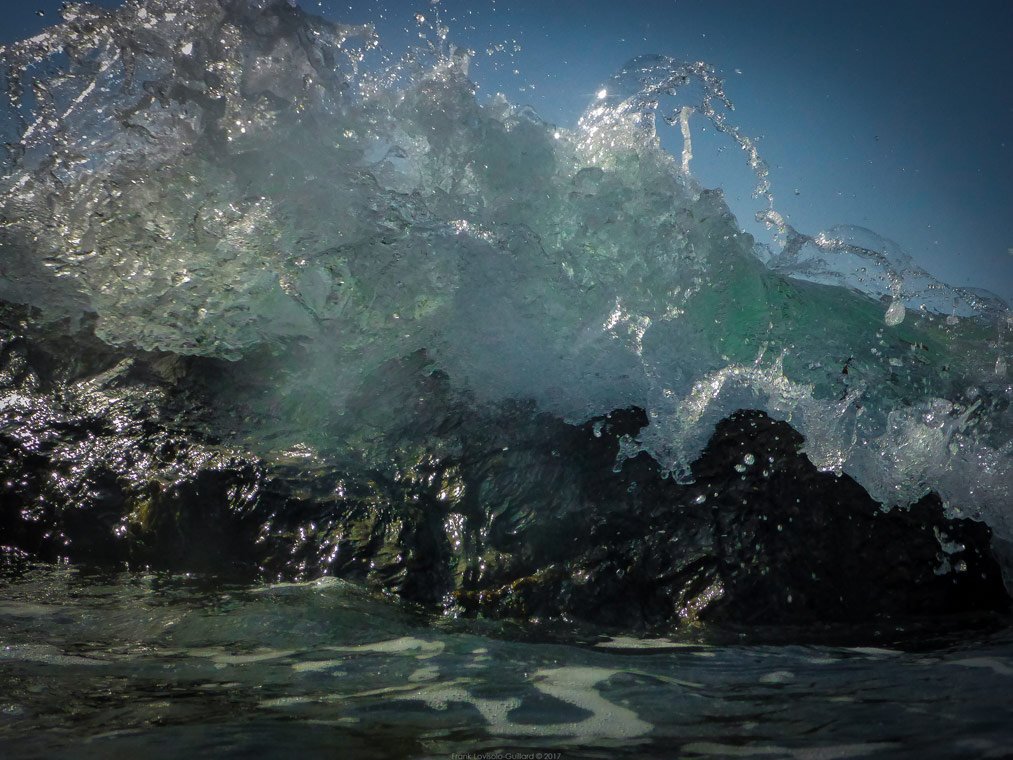 accumulation,périgrination,Photographies - Photographies - Frank César LOVISOLO - L’accumulation est une technique artistique popularisée par Arman, artiste français qui l’a beaucoup travaillée et théorisée. Tel qu’Arman la définit et la produit, l’accumulation est un rassemblement d’objets identiques dans une très grande quantité, généralement fondue dans du plexiglas.