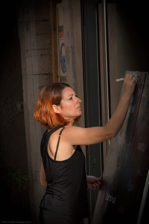accumulation,périgrination,Photographies - Photographies - Frank César LOVISOLO - L’accumulation est une technique artistique popularisée par Arman, artiste français qui l’a beaucoup travaillée et théorisée. Tel qu’Arman la définit et la produit, l’accumulation est un rassemblement d’objets identiques dans une très grande quantité, généralement fondue dans du plexiglas.