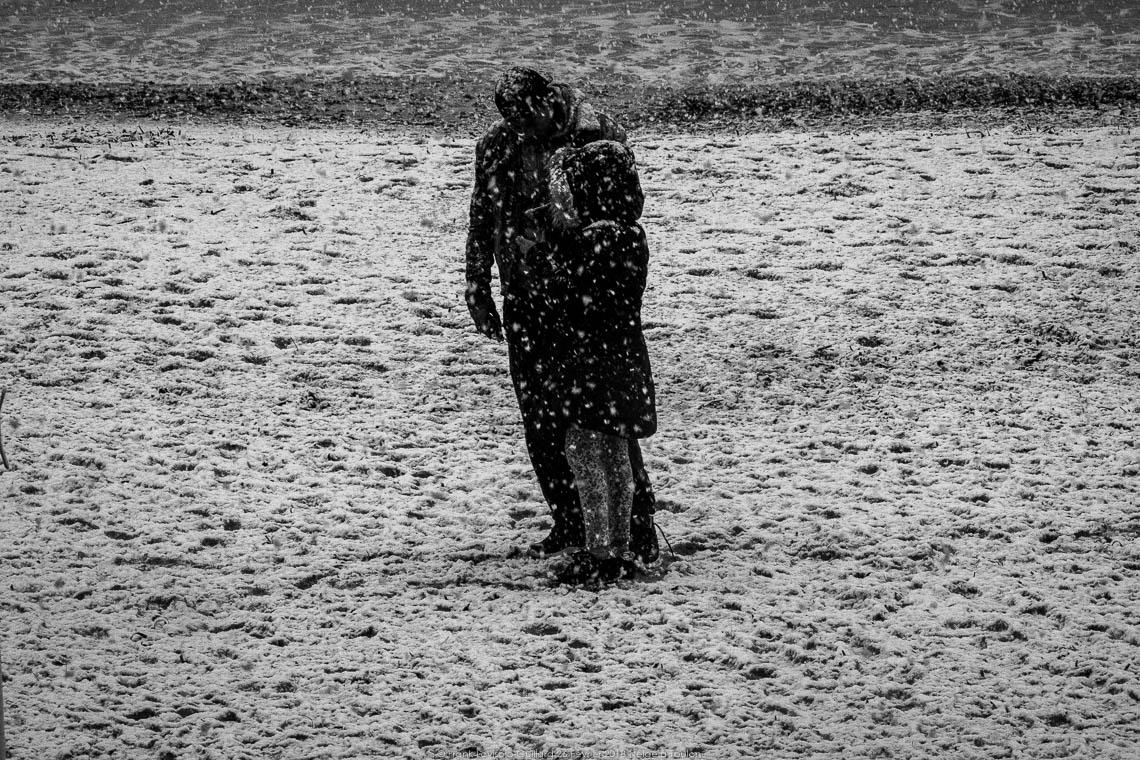 accumulation,périgrination,Photographies - Photographies - Frank César LOVISOLO - L’accumulation est une technique artistique popularisée par Arman, artiste français qui l’a beaucoup travaillée et théorisée. Tel qu’Arman la définit et la produit, l’accumulation est un rassemblement d’objets identiques dans une très grande quantité, généralement fondue dans du plexiglas.