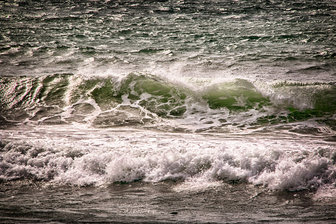 accumulation,périgrination,Photographies - Photographies - Frank César LOVISOLO - L’accumulation est une technique artistique popularisée par Arman, artiste français qui l’a beaucoup travaillée et théorisée. Tel qu’Arman la définit et la produit, l’accumulation est un rassemblement d’objets identiques dans une très grande quantité, généralement fondue dans du plexiglas.