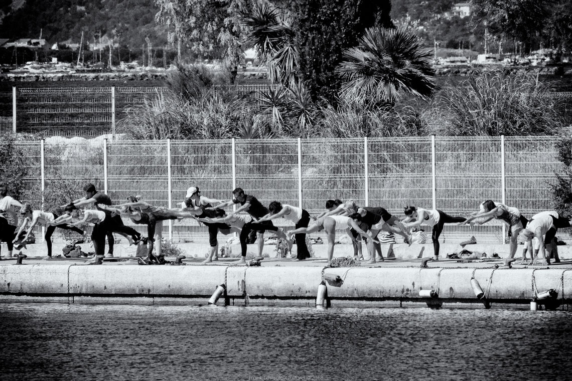 Toulon vers l'école de voile