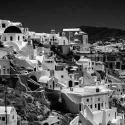 Ode à Santorin – Photographies en Noir et Blanc