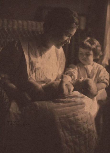 Portrait of Lela Baker and Daughter Dorothy, ca. 1910 - Imogen Cunningham