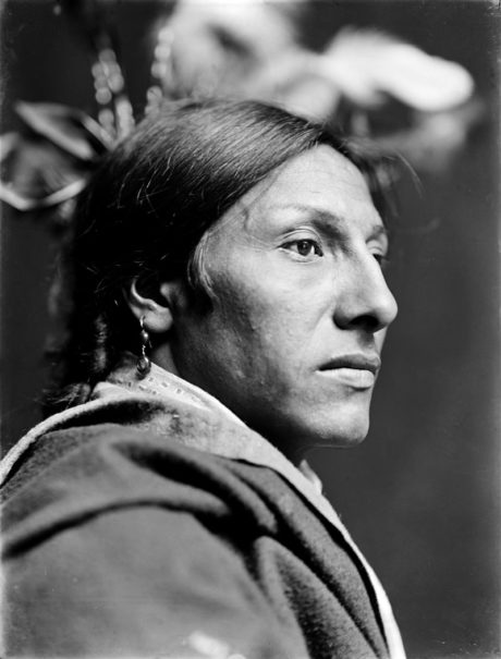 Amos Two Bulls, indien Sioux du Dakota dans le Buffalo Bill's Wild West Show (1900)