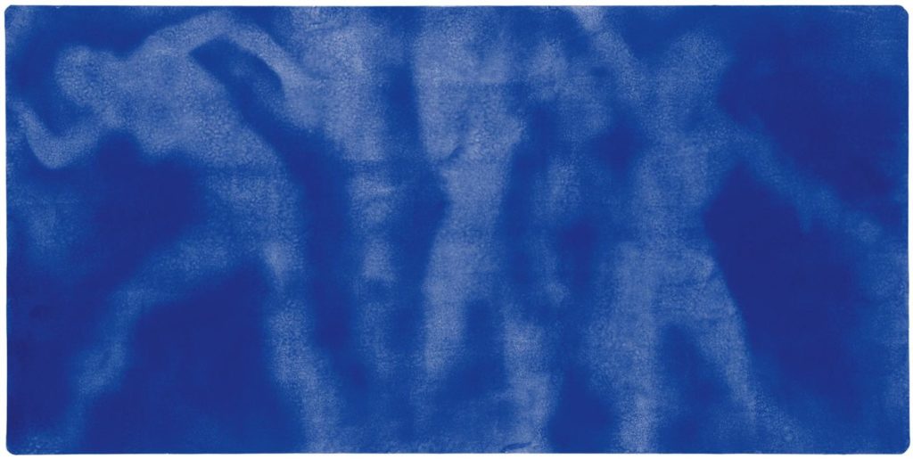 Hiroshima- Pigment pur et résine synthétique sur papier marouflé sur panneau 139.5 x 280.5 cm The Menil Collection, Houston, États-Unis © Succession Yves Klein c/o ADAGP, Paris