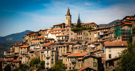 Apricale : village italien