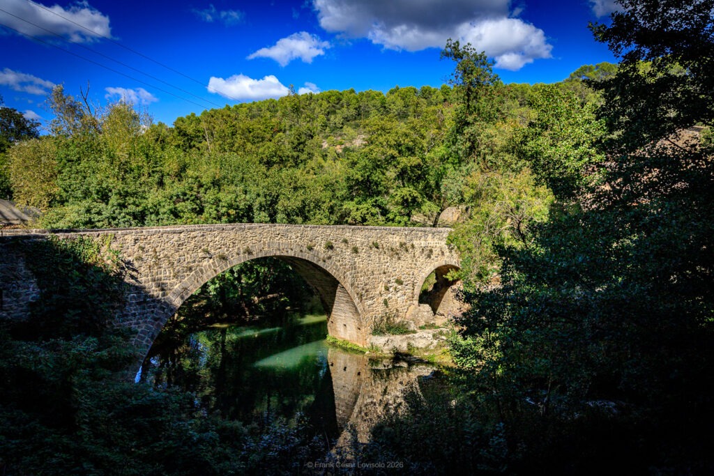 Entrecasteaux et Cotignac : couleur ou noir et blanc ? - Voyage Entrecasteaux - le Pont sur la Bresque