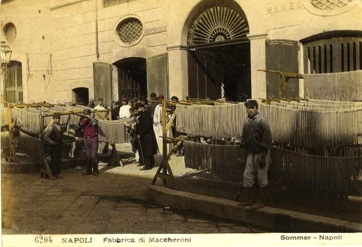 Sommer Giorgio 1834 1914 n. 6204 Napoli Fabbrica di maccheroni